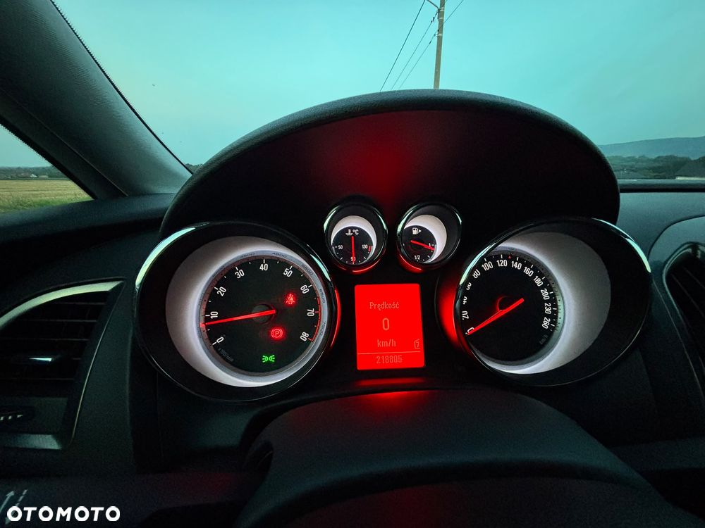 Opel Astra 1.4 Turbo - 13