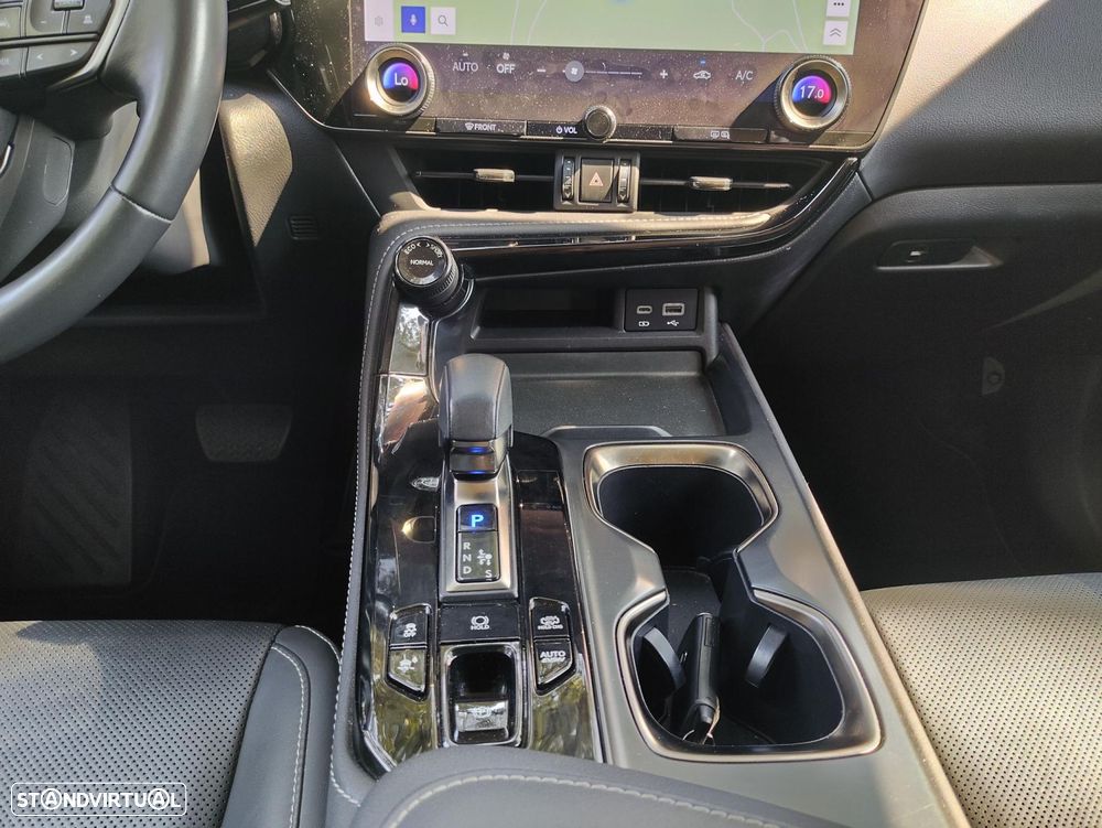 Lexus NX 450h+ Executive - 24