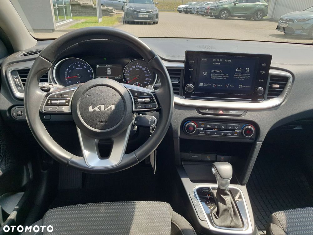 Kia Ceed 1.5 T-GDI M DCT - 14