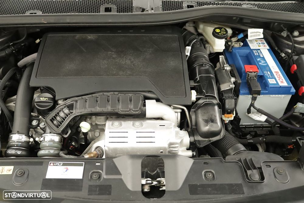 Peugeot 2008 1.2 PureTech GT EAT8 - 25