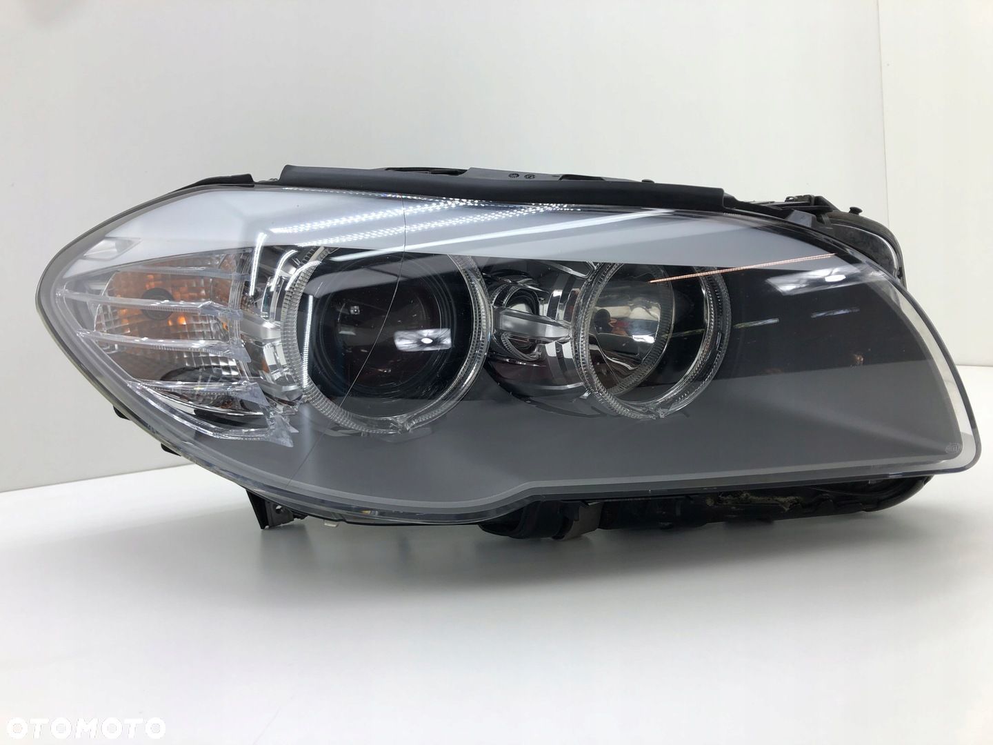 BMW 5 F10 F11 PRAWA PRZEDNIA LAMPA ANGLIK KOMPLETNA 7203242 - 1