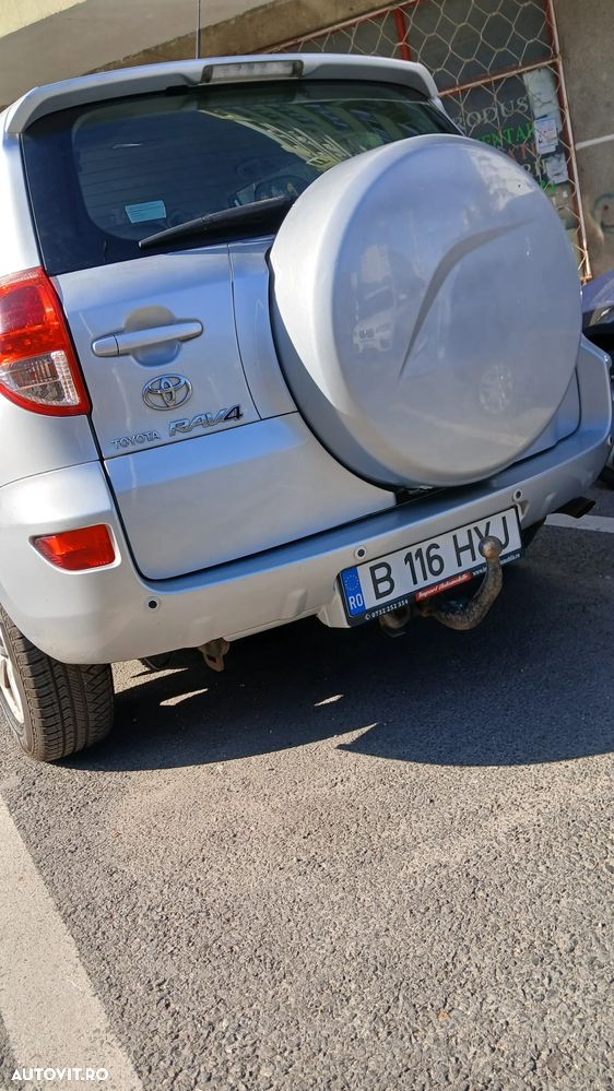 Toyota RAV4 2.2 D-4D 4x4 Travel - 8