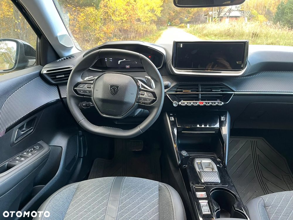 Peugeot 208 1.2 mHEV Allure - 27