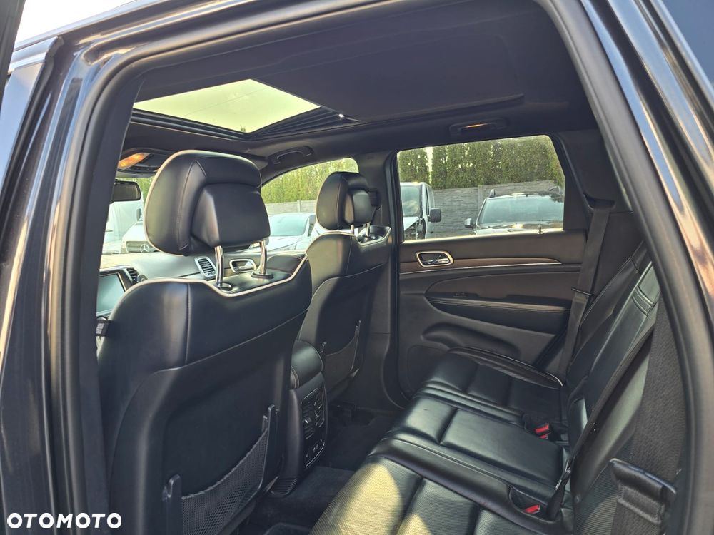 Jeep Grand Cherokee - 9