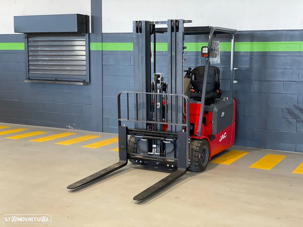 JAC CPD20A3 Empilhador Elétrico 3 Rodas - 2