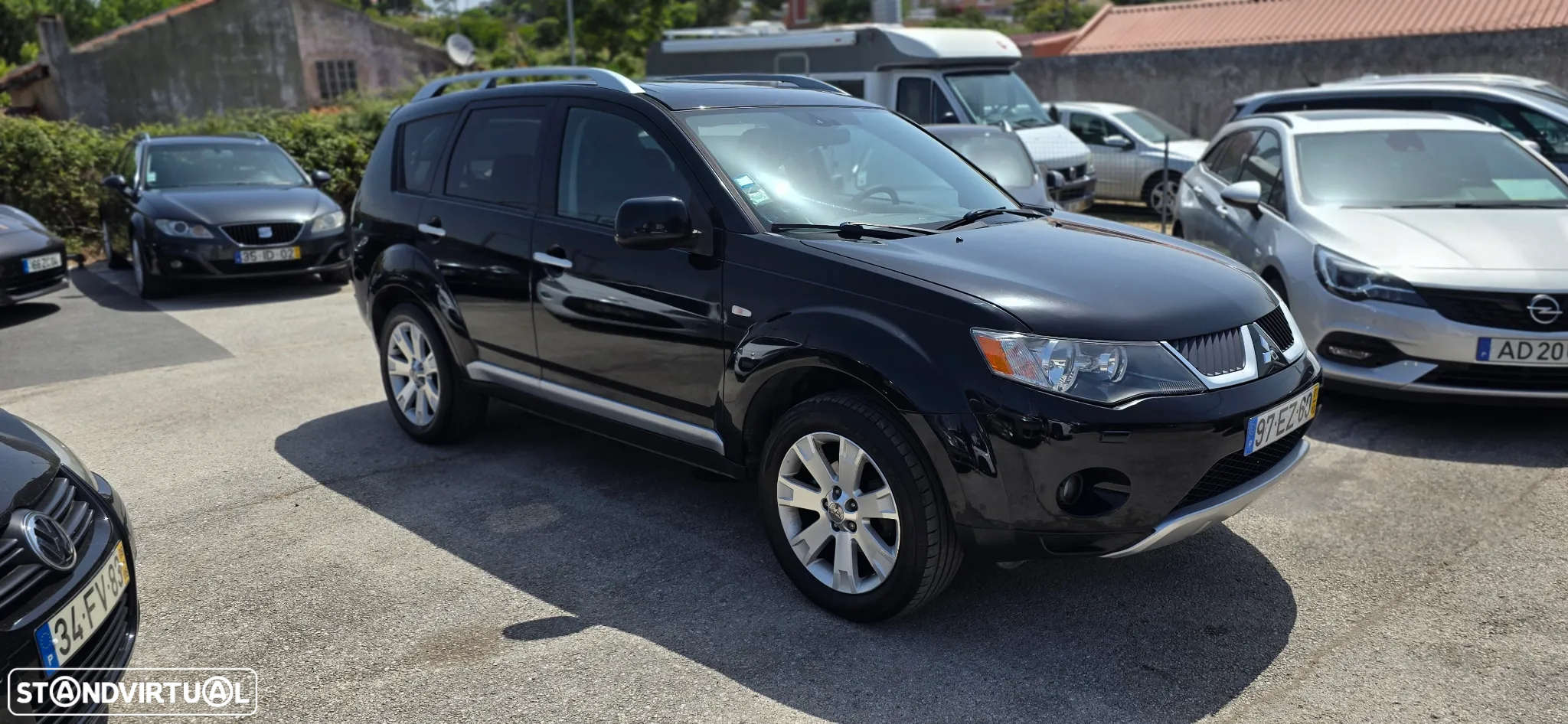 Mitsubishi Outlander 2.0 DI-D Intense+ 4WD - 2