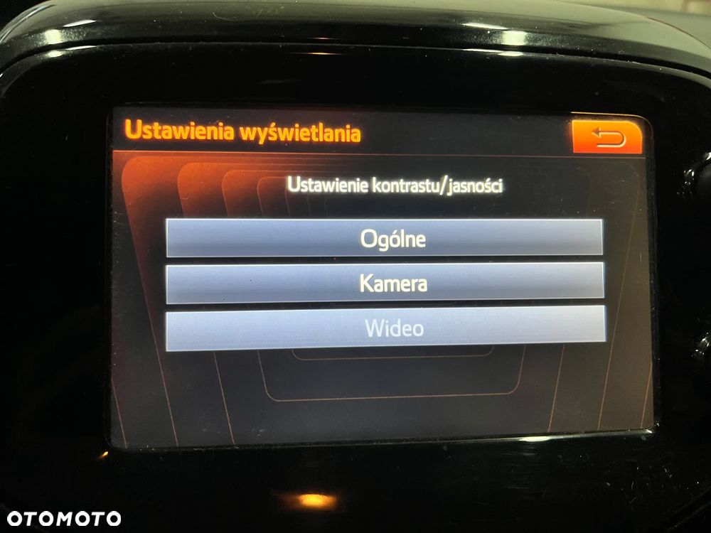 Toyota Aygo x-play Edition S+ - 32