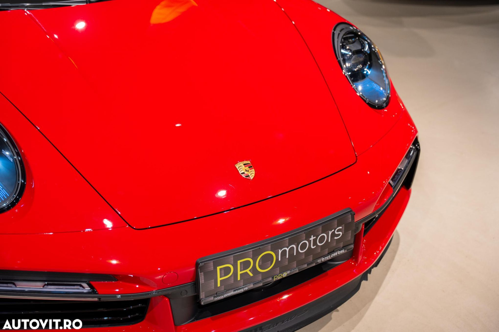 Porsche 911-TURBO-S - 12