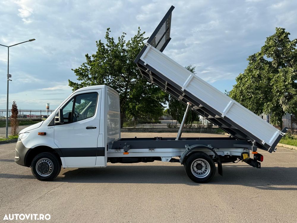 Mercedes-Benz Sprinter - 20