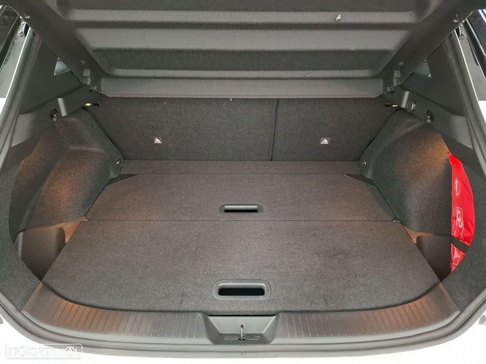 Nissan Qashqai 1.3 DIG-T N-Connecta LED+TT+SKY - 27