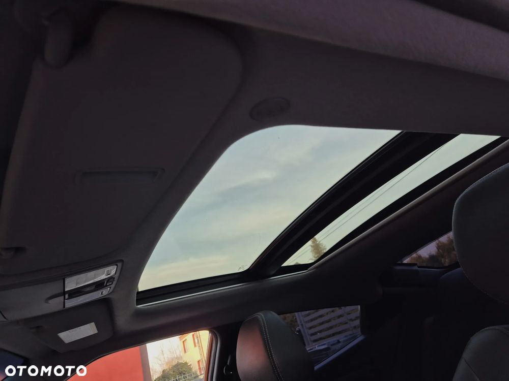 Hyundai Veloster 1.6 Turbo Premium - 25