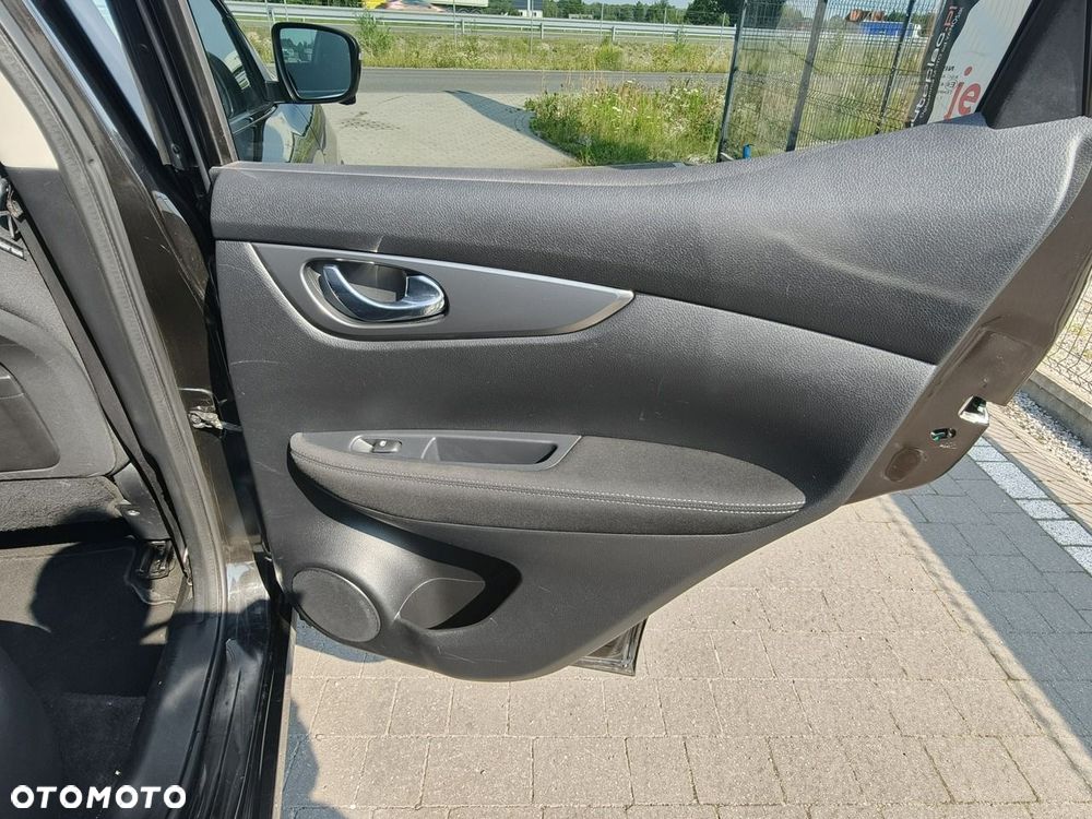 Nissan Qashqai - 14