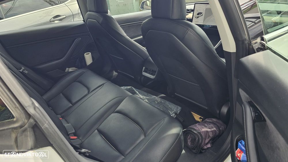 Tesla Model 3 Premium Long Range AWD Dual Motor - 8