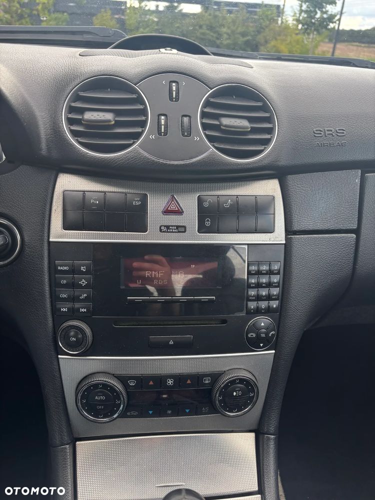 Mercedes-Benz CLK 220 CDI Avantgarde - 11