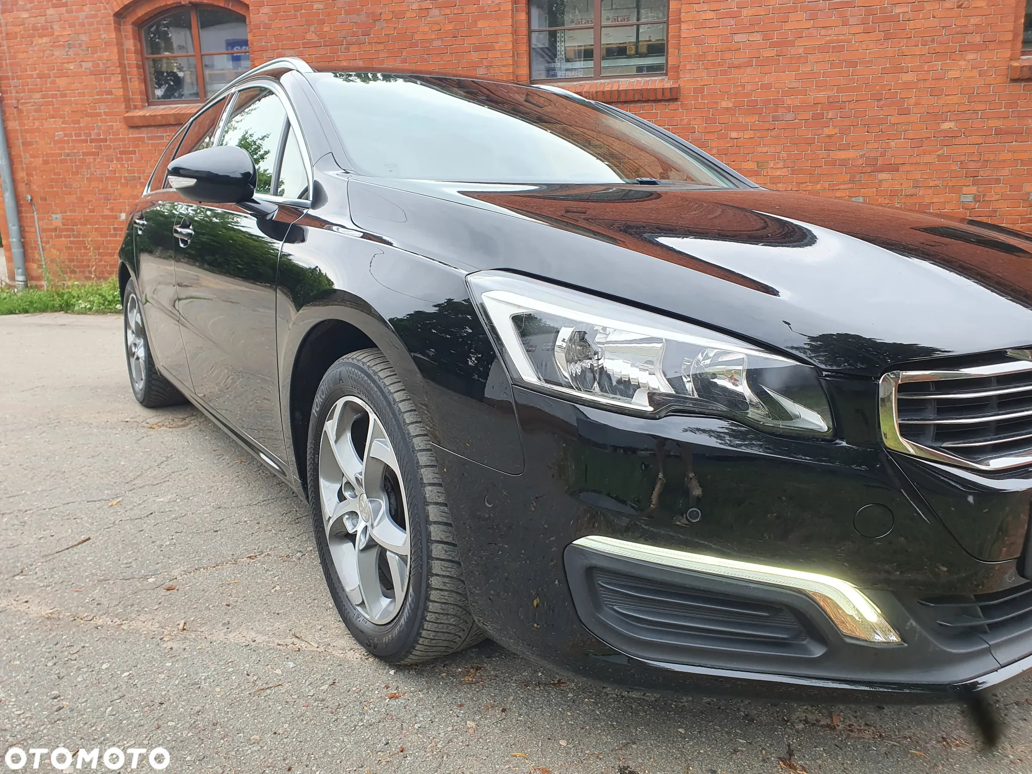 Peugeot 508 SW HDi FAP 140 Allure - 2