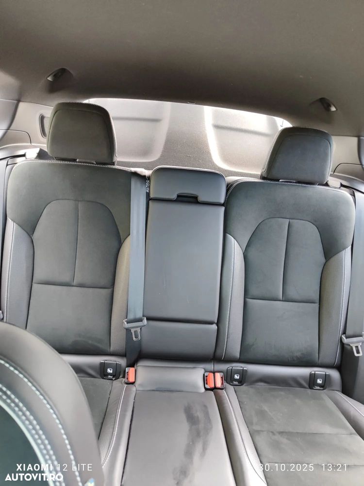 Volvo XC 40 T4 R-Design - 16