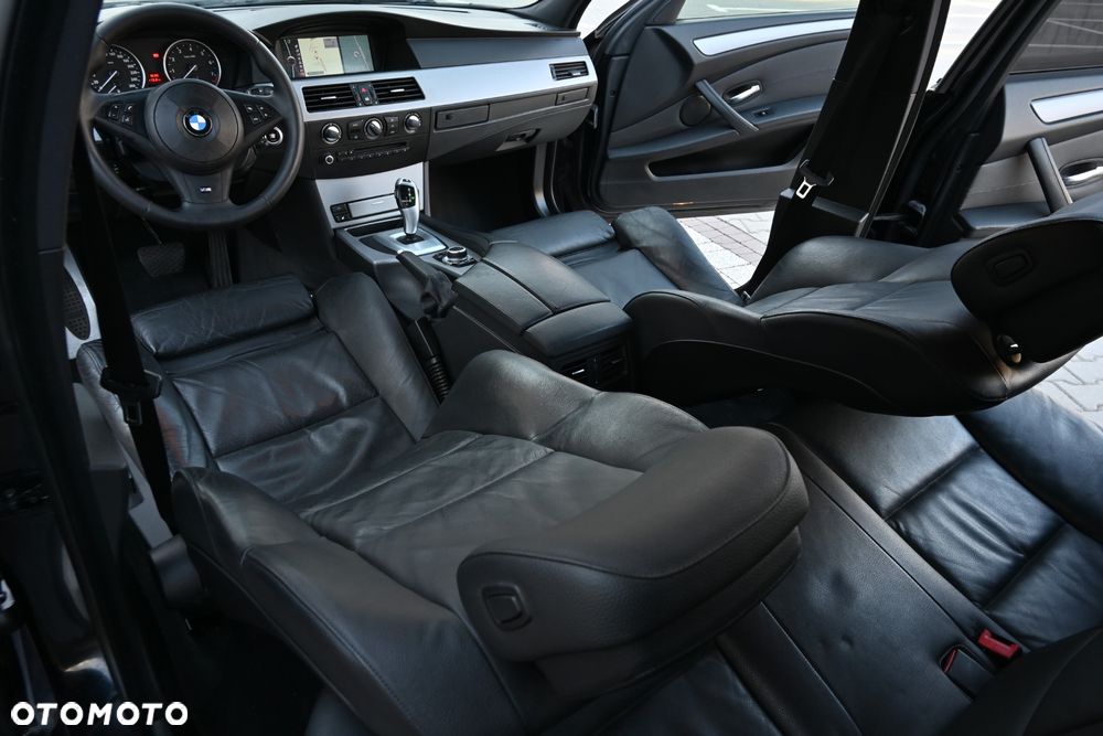 BMW Seria 5 520i Edition Sport - 29