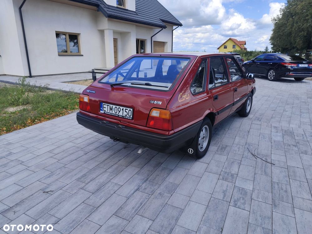 Polonez Caro - 4