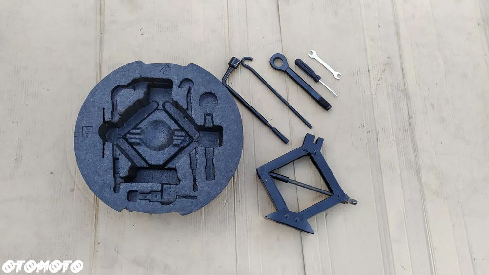 Koło dojazdowe R15 KIA CEED III  KIA VENGA   HYUNDAI i30  + zestaw - 3