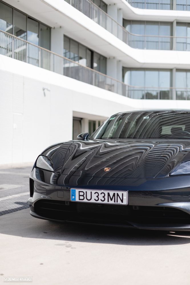 Porsche Taycan Sport Turismo - 1