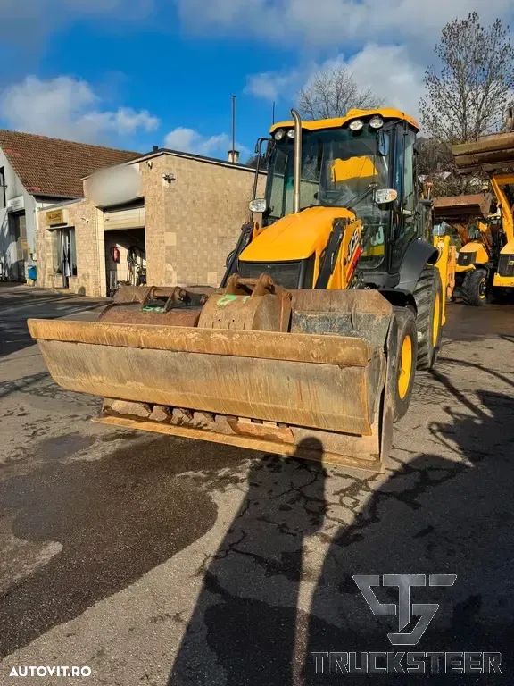 JCB 3CX - 7