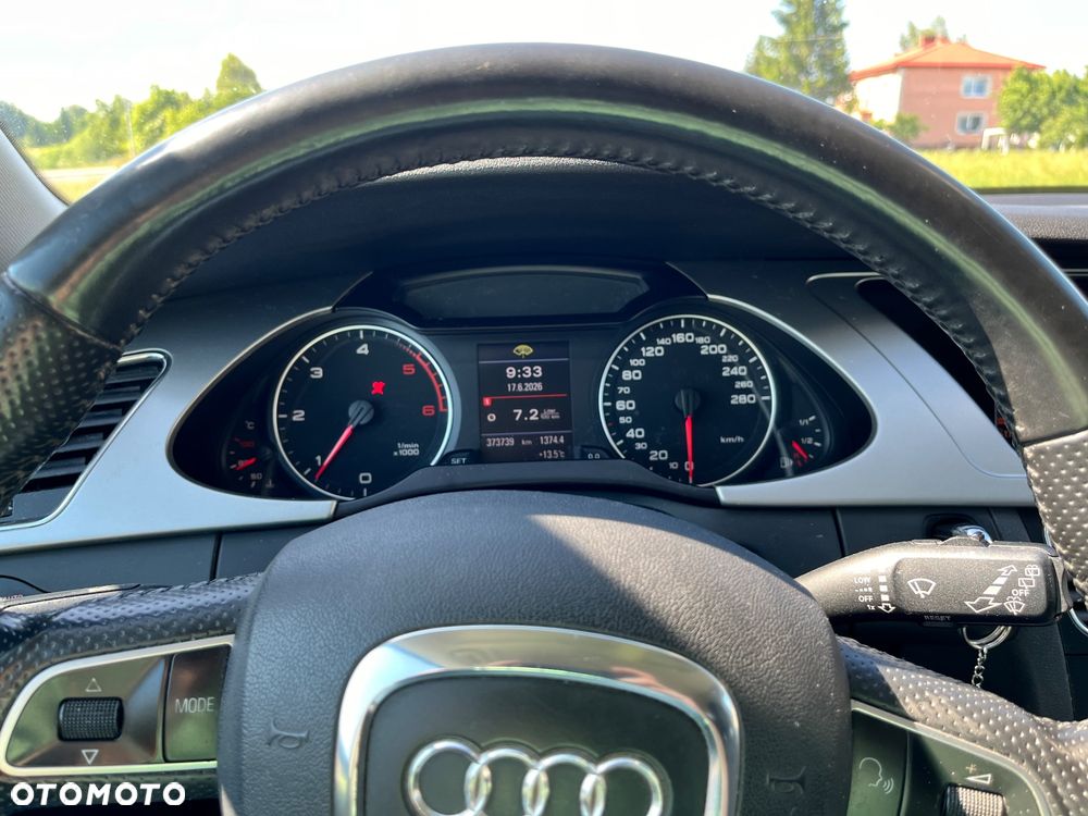 Audi A4 Avant 2.0 TDI - 9