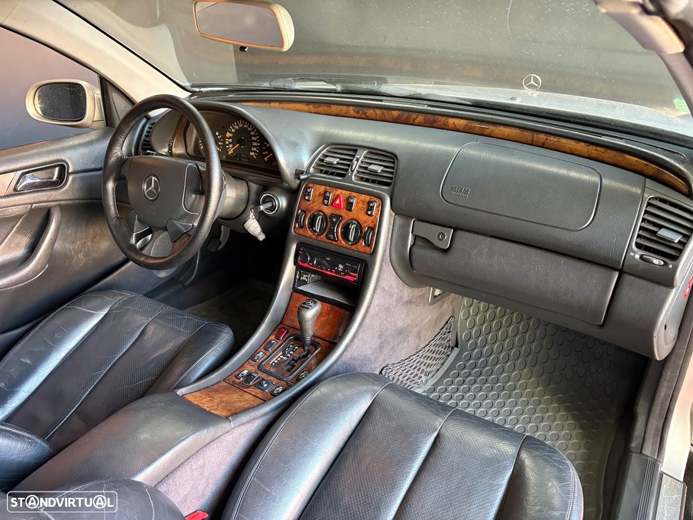Mercedes-Benz CLK 230 - 16