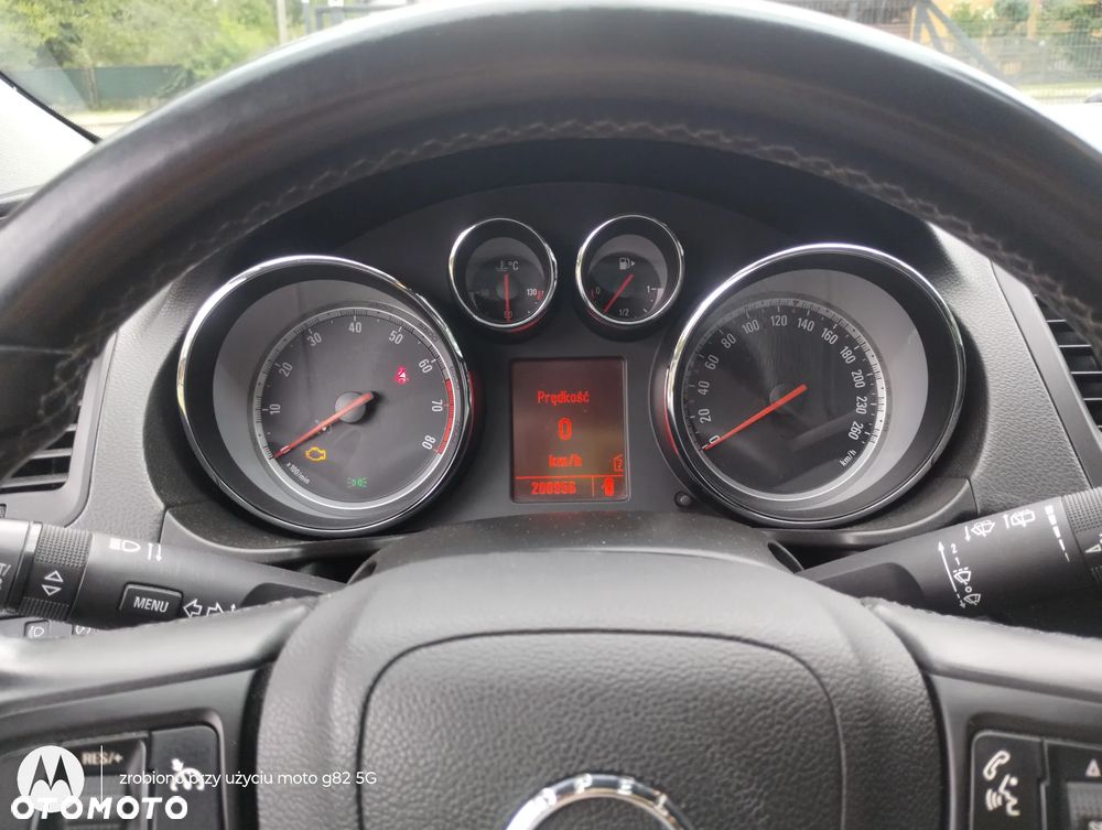 Opel Insignia 1.8 - 7