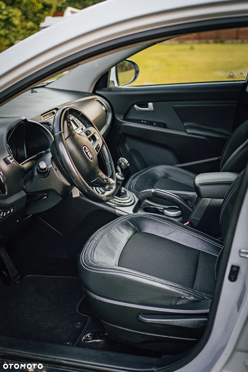 Kia Sportage 2,0 CRDI AWD Vision - 10