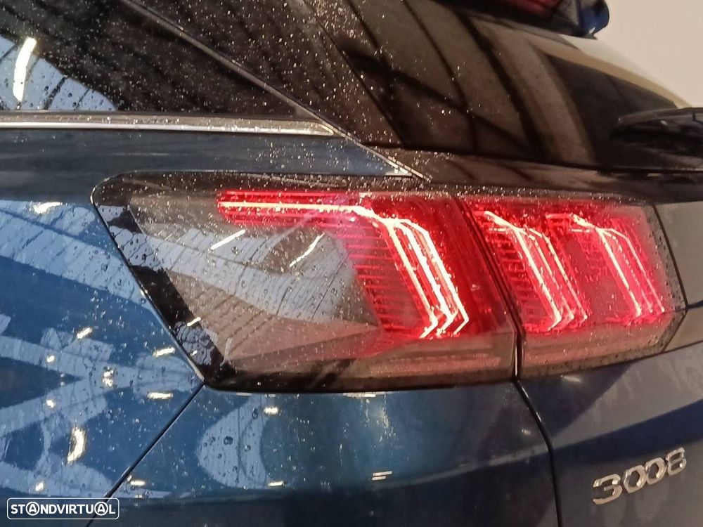 Peugeot 3008 1.5 BlueHDi GT EAT8 - 26