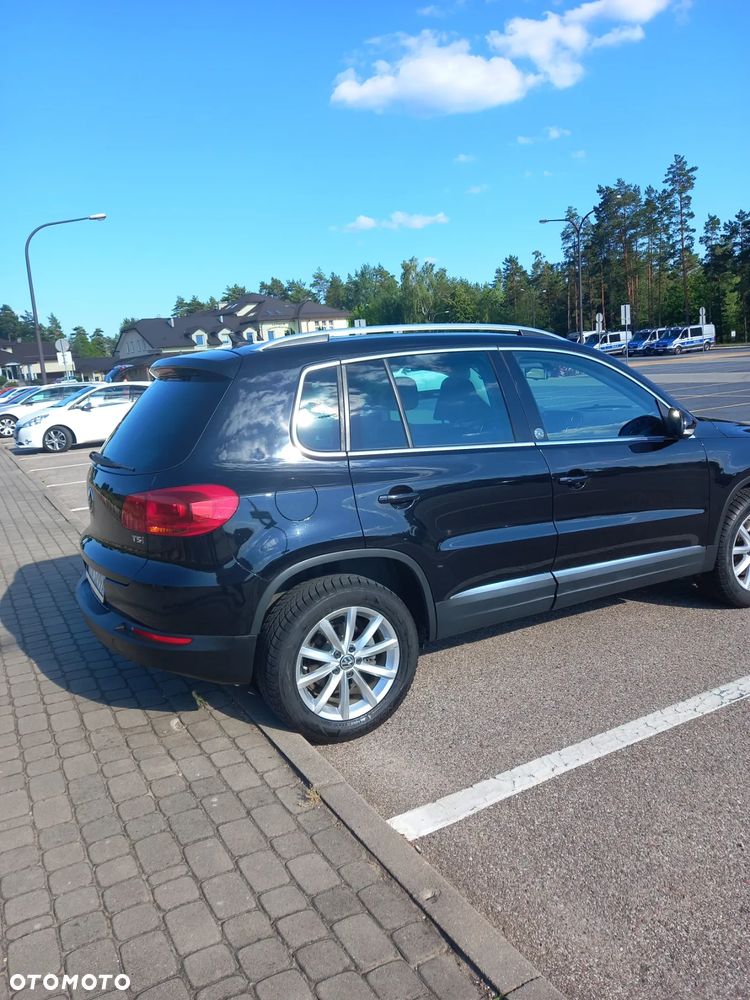 Volkswagen Tiguan - 4