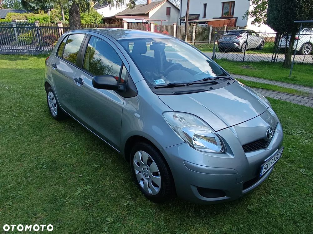 Toyota Yaris 1.33 Luna - 9