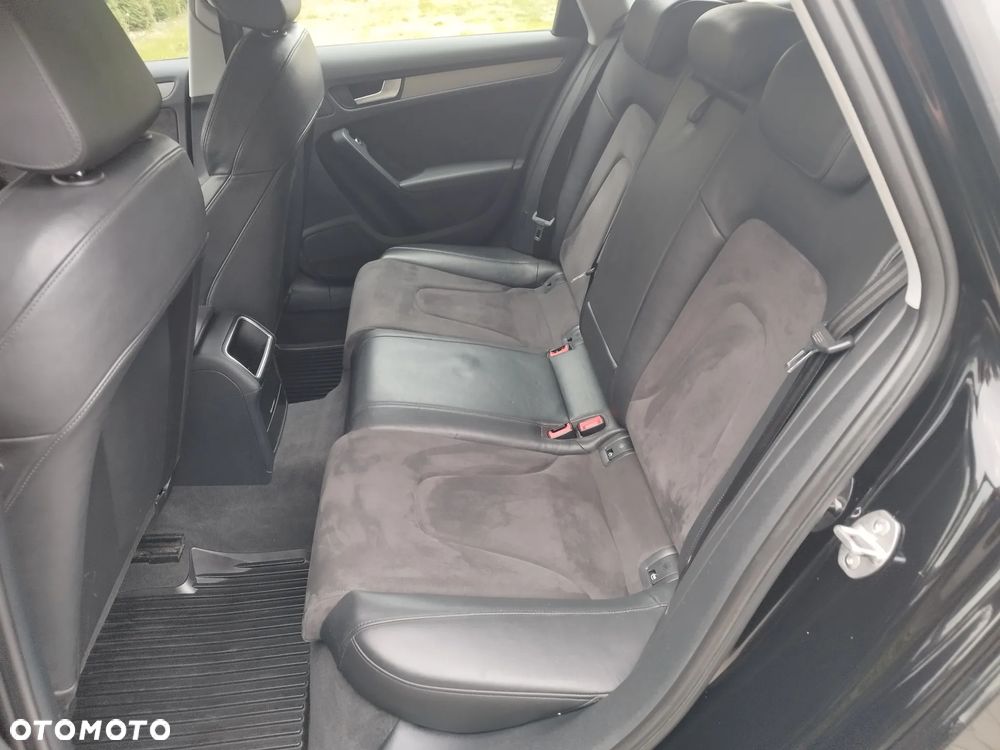 Audi A4 Avant 2.0 TDI DPF quattro S tronic S line Sportpaket - 28