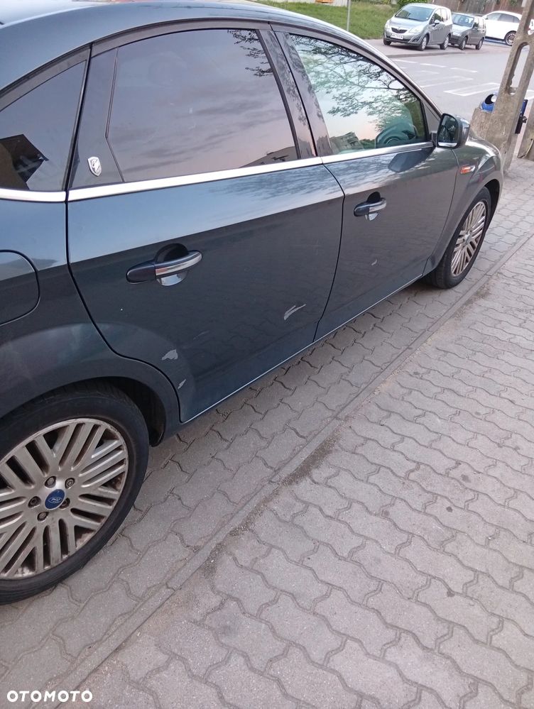 Ford Mondeo 1.8 TDCi Ambiente - 3