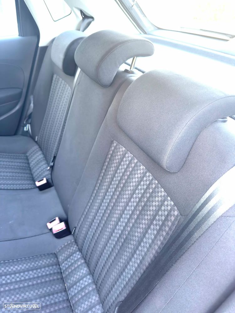 VW Polo 1.0 (Blue Motion ) Comfortline - 7