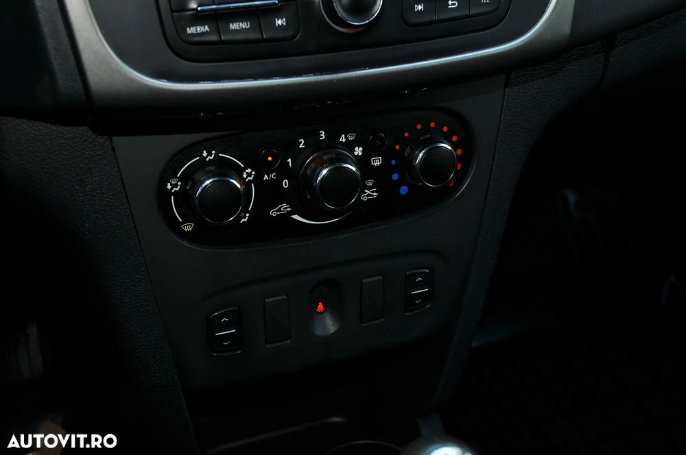 Dacia Logan dCi 90 Prestige - 15