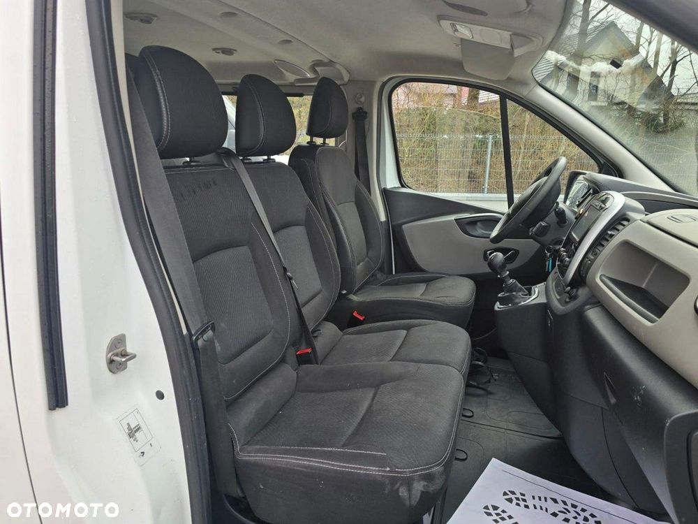Renault Trafic - 23