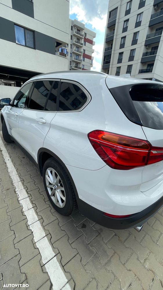 BMW X1 sDrive16d Sport Line - 3