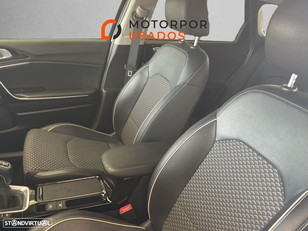 Kia Ceed SW 1.0 T-GDI Drive - 9