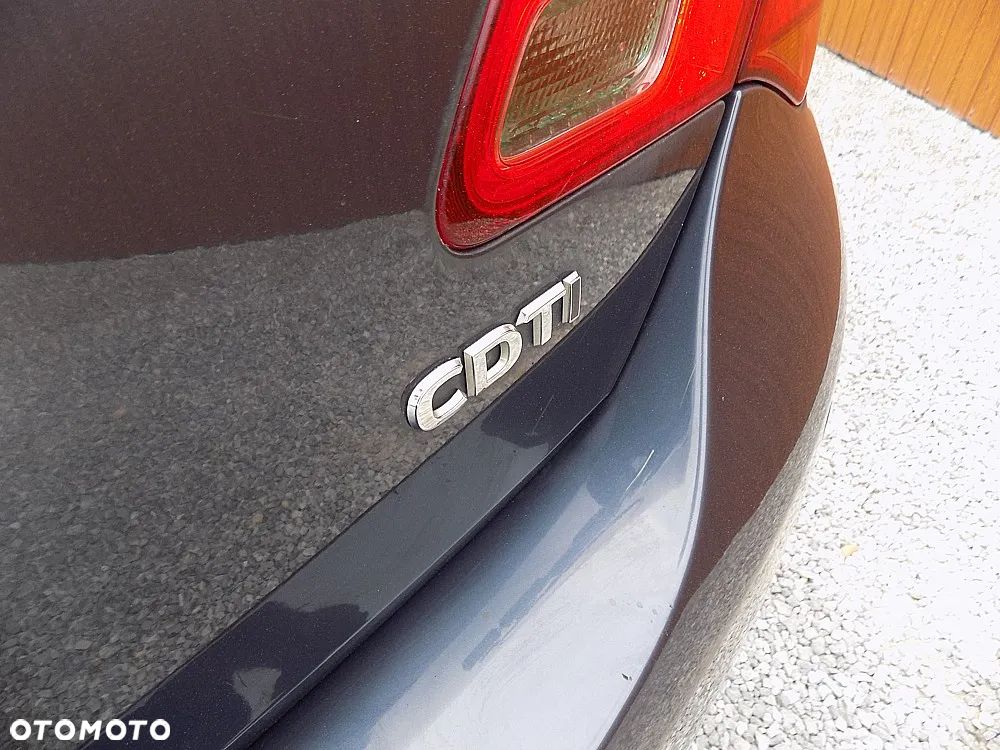 Opel Astra 1.7 CDTI DPF - 24