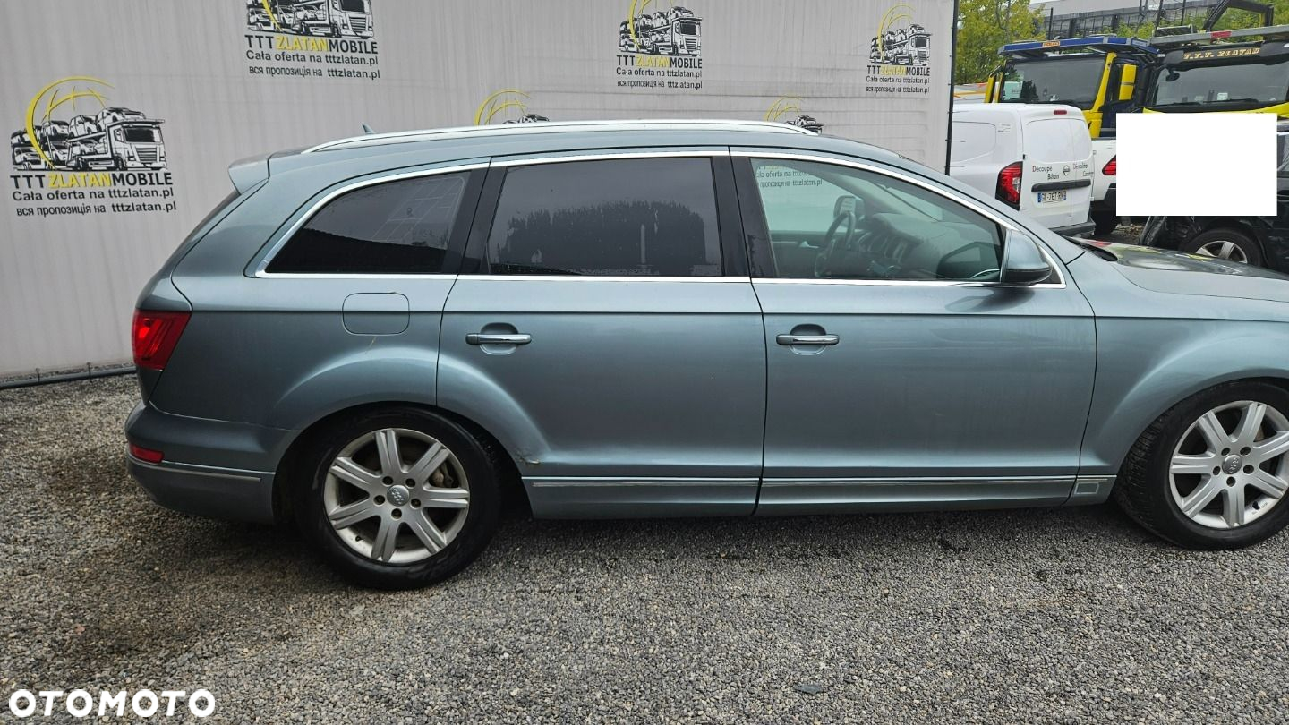 Audi Q7 - 15