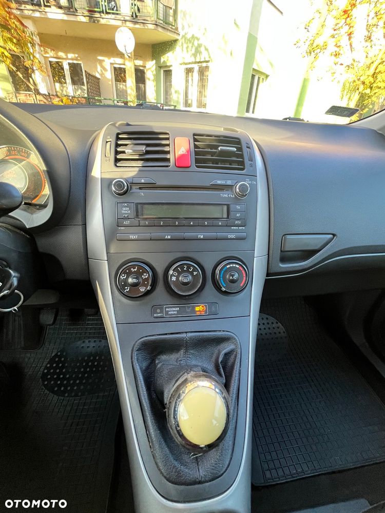 Toyota Auris - 29