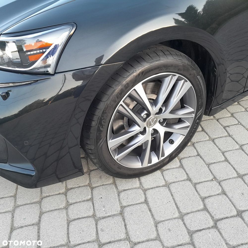 Lexus IS 200t Comfort - 20