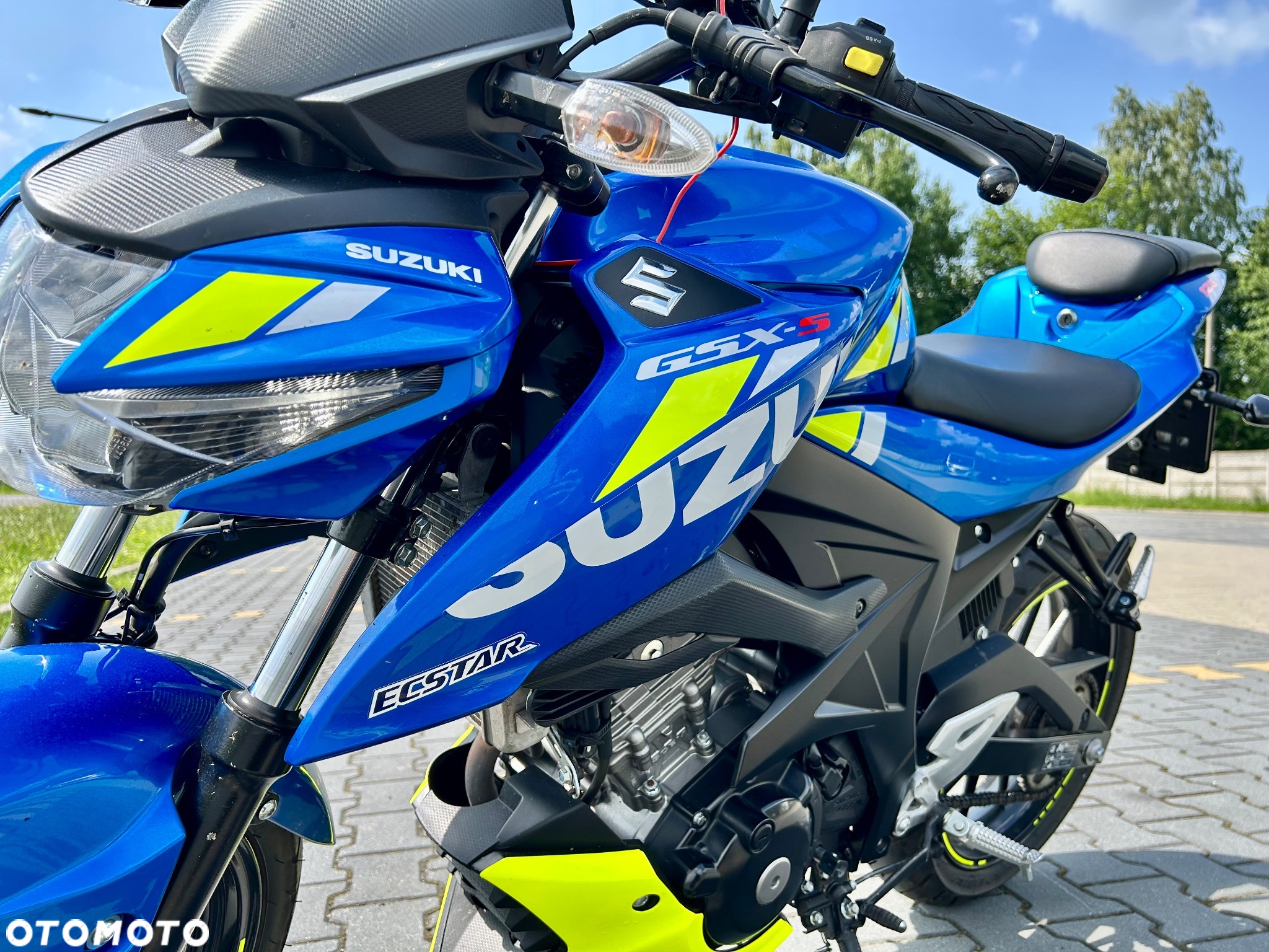 Suzuki GSX - 7