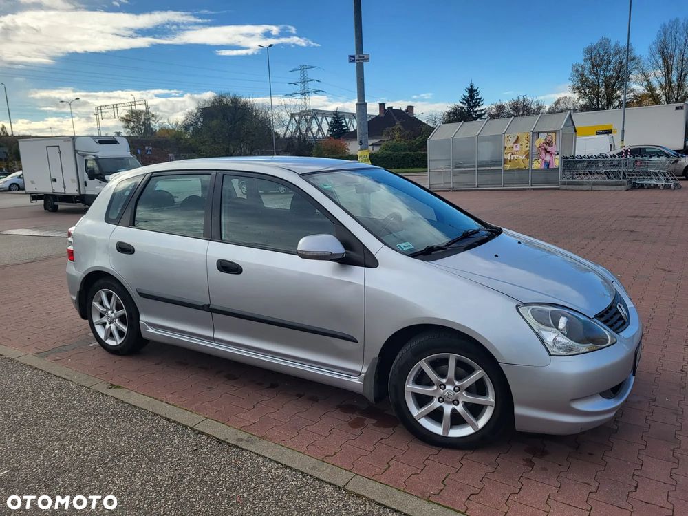 Honda Civic 1.6i ES - 4