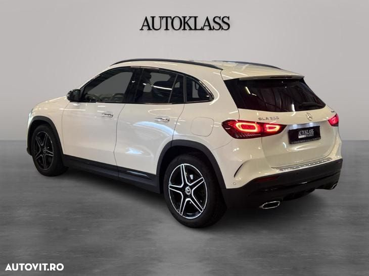 Mercedes-Benz GLA 200 4MATIC Aut. - 4