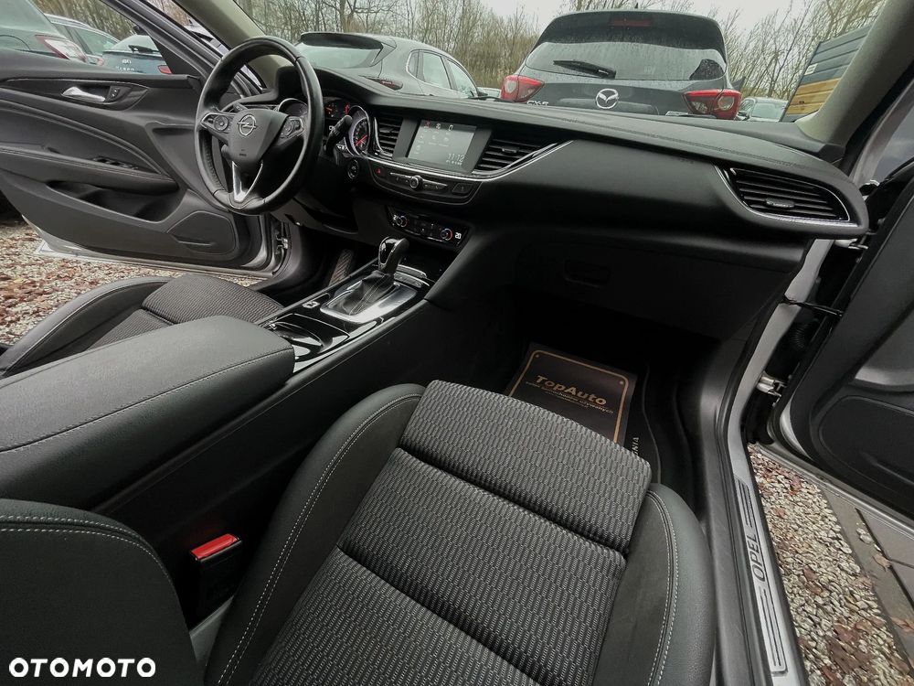 Opel Insignia 1.5 T Exclusive S&S - 16