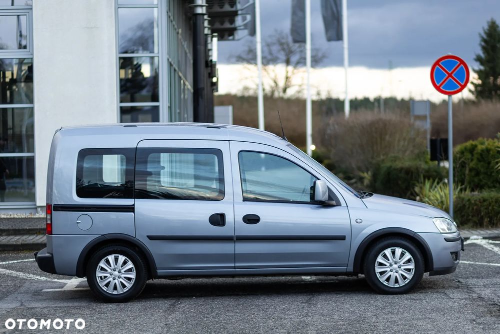 Opel Combo - 11