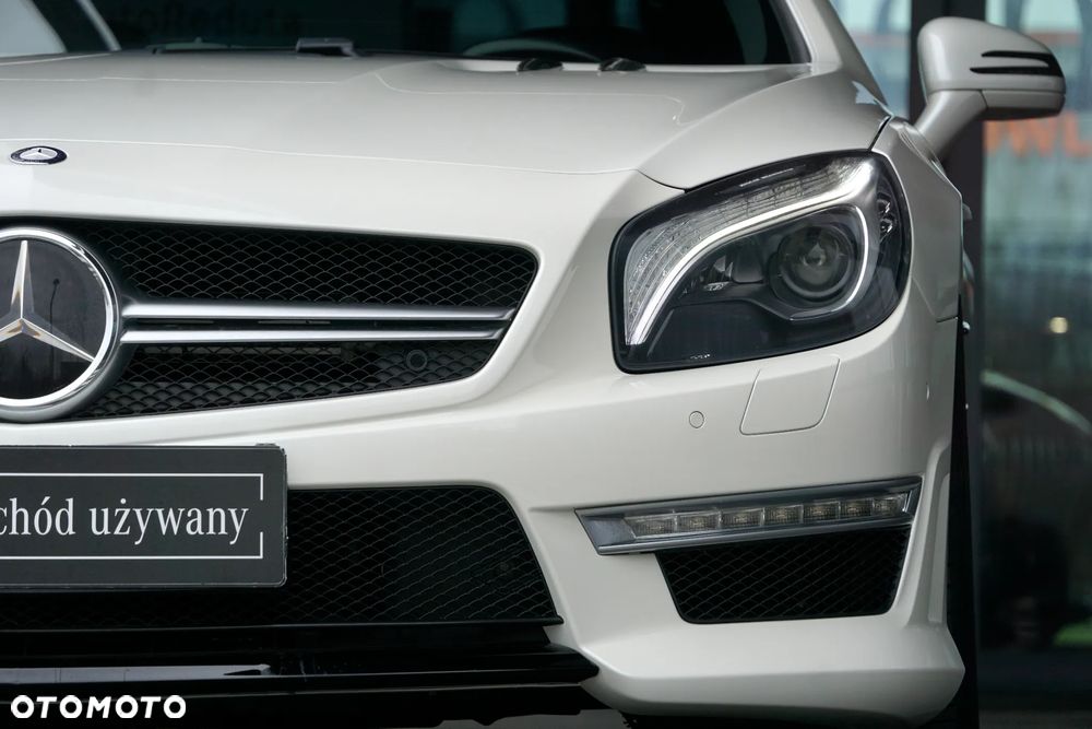 Mercedes-Benz SL 63 AMG AMG Speedshift MCT 7-Gang Sportgetriebe AMG Performance Package - 17
