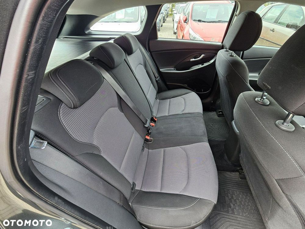 Hyundai i30 1.0 T-GDI Modern - 32